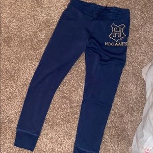 Small Hogwarts sweatpants